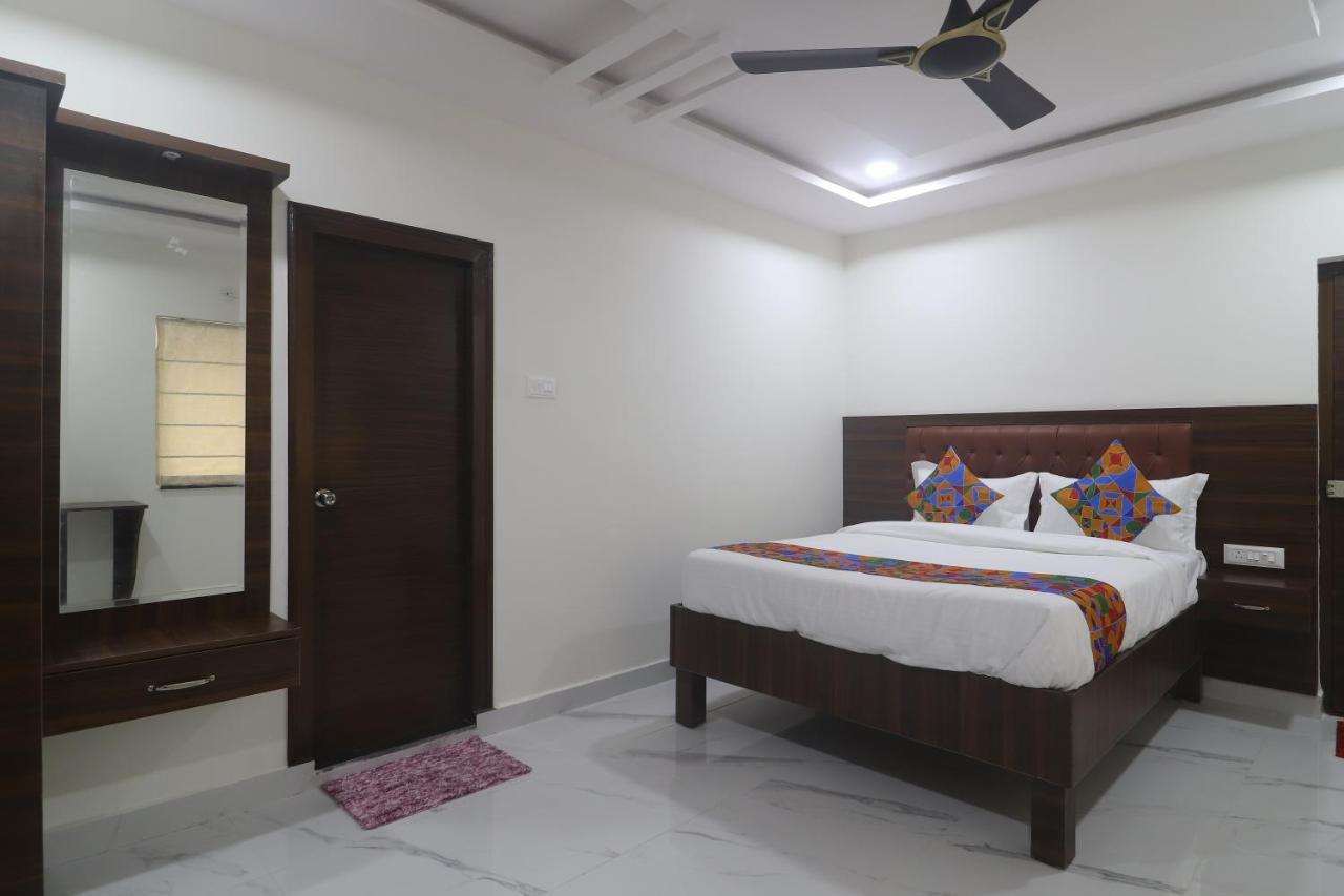 Unique Homestays Kondapur  Exteriör bild